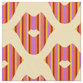 Boheme Lips on Yellow Stoff (Nahaufnahme)