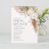Bohemian Floral & Feathers Bridal Shower Einladung (Stehend Vorderseite)