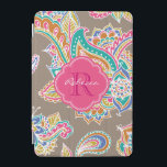 Bohemisch Paisley Custom Monogram iPad Mini Hülle<br><div class="desc">Fügen Sie Ihrem Gerät eine Touch von boho charm mit diesem bunten, handgezeichnet paisley iPad Gehäuse hinzu! Mit einem faszinierenden, künstlerisch-böhmischen Paisley-Muster verleiht dieses Gehäuse Ihrem Tablett einen lebendigen und stilvollen Look. Passen Sie es mit Ihren Namen oder Monogramm-Initialen für eine persönliche Touch an. Dieses in verschiedenen Farben erhältliche Gehäuse...</div>