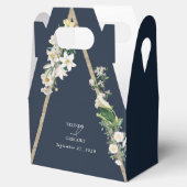 Bohemisch Wood Pyramid White Florals Blue Wedding Geschenkschachtel (Geöffnet)