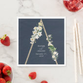 Bohemisch Wood Pyramid White Florals Blue Wedding Serviette (Beispiel)