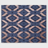 Bohemische Rose Gold Navy Blue Ikat Muster Geschenkpapier (Flach)