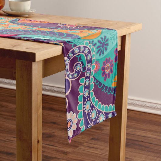 Bohemisches Boho MOD Hippy Chic-Blumen-Muster Mittelgroßer Tischläufer (Beispiel)