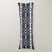 Bohemisches Chintz 49 Lavender Mint Black Seitenschläferkissen (Vorderseite Vertikal)