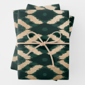Bohemisches goldwaldgrünes Ikat-Muster Geschenkpapier Set (Beispiel)