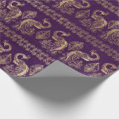 Bohemisches Lila Pfauenmuster Geschenkpapier (Ecke)