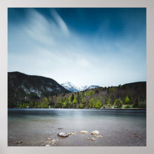 Bohinj-See mit Alpen in Slowenien Poster