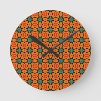Böhmisch-Marokkanisches Geometrisches Blumenmuster Runde Wanduhr