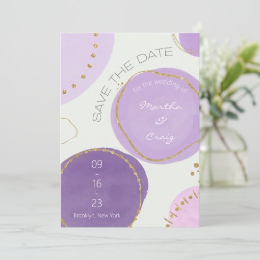 Boho Abstrakte Lila Gold-Farbkreise Save The Date (Stehend Vorderseite)