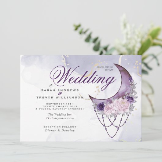 Boho All in One Wedding Amethyst Crescent Moon Einladung (Stehend Vorderseite)