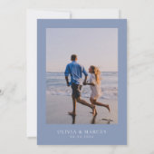 Boho am Strand Dusty Blue Wedding Foto Save The Date (Rückseite)