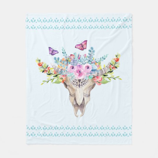 Boho Animal Skull mit Schmetterlingen und Blume Fleecedecke (Vorderseite)