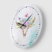 Boho Animal Skull mit Schmetterlingen und Blume Große Wanduhr (Winkel)