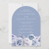 Boho Arch Dusty Blue Floral Wedding Einladung (Vorderseite)