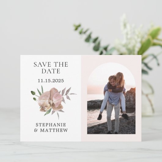 Boho Arch Dusty Orchids Foto Wedding Save The Date (Stehend Vorderseite)