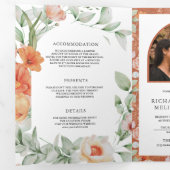 Boho Arch Earthy Floral QR Code Wedding Dreifach Gefaltete Einladung (Innen Erste Seite)