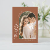 Boho Arch Foto Terracotta Wedding Dankeskarte (Stehend Vorderseite)