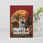 Boho Arch Newlywed Foto 2024 Feiertagskarte (Stehend Vorderseite)