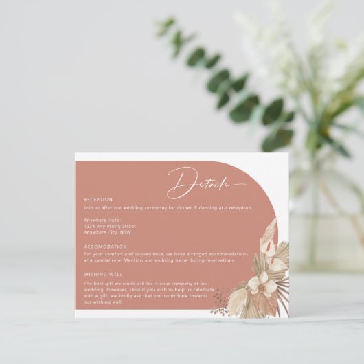 Boho Arch Pampas Grass Details Umschließungskarte Begleitkarte (Stehend Vorderseite)