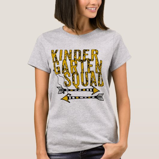 Boho Arrows Kindergarte Squad Personalisierter T - T-Shirt (Vorderseite)