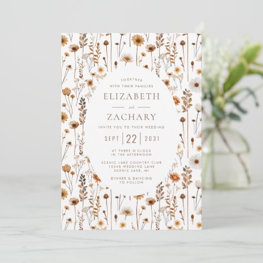 Boho Autumn Wildblume Pattern Brown Beige Wedding Einladung (Stehend Vorderseite)