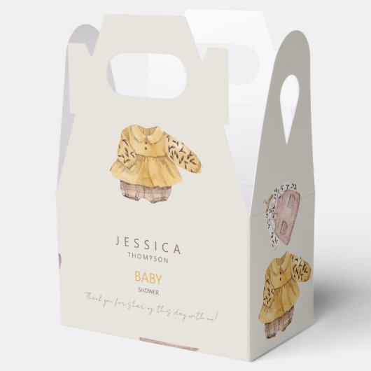 Boho Baby Girl Clothes Cream Baby Dusche Geschenkschachtel (Geöffnet)