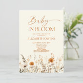 Boho Baby in Bloom Wildblume Babydusche Einladung (Stehend Vorderseite)
