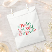 Boho Baby It's Cold Outside Weihnachtsretro Schrif Geschenktütchen (Ausgeschnitten)