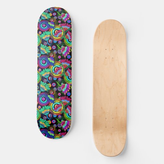 Boho Batik Floral Vibes Skateboard (Vorderseite)