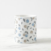 Boho Beach Kirschen - beige blaues Fruchtmuster. Kaffeetasse (Mittel)