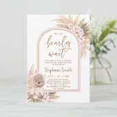 Boho Bear Baby Shower Girl Einladung (Stehend Vorderseite)