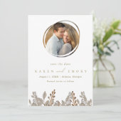 Boho Beige Botanisches Foto Hochzeit Save The Date (Stehend Vorderseite)