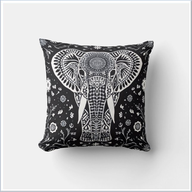Boho Black & White Batik Elephant Kissen (Von Creator hochgeladen)