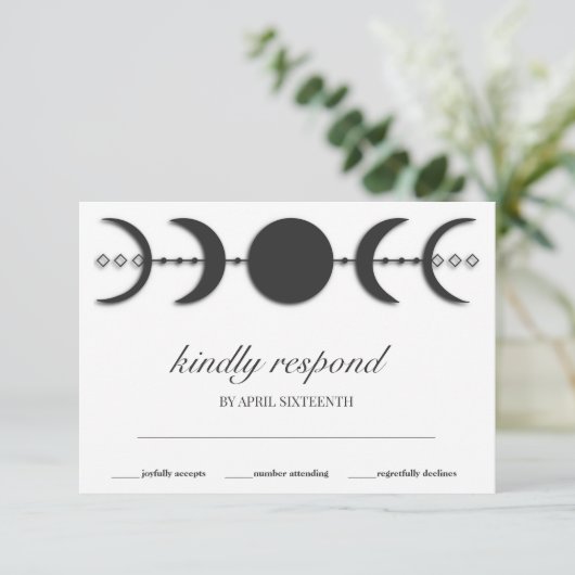 Boho Black & White Moon Phases RSVP Karte (Stehend Vorderseite)