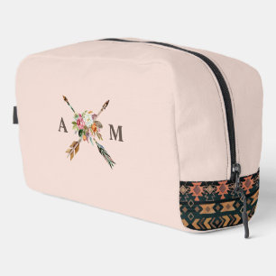 Boho Blooms und Pfeile Mit Monogramm Waschbeutel