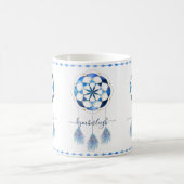 Boho Blue Celestial Mandala Dreamcatcher Monogram Kaffeetasse (Mittel)