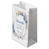 Boho Blue Pampas Grass Brautparty Kleine Geschenktüte (Vorderseite Schrägansicht)