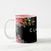 Boho Blume - Schwarz mit rosa Monogramm Zweifarbige Tasse (Links)