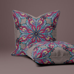 Boho-Blüte in Taupe Kissen