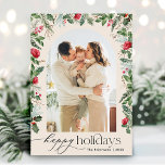 Boho Botanical Arch Happy Holidays 1 Foto Feiertagskarte<br><div class="desc">Diese Kollektion besticht durch Aquarellblumen,  Beeren und Wintergrün mit moderner und eleganter Typografie,  mit einem botanischen Wintermuster zurück.</div>