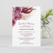 Boho Burgundy Floral Pampas Grass Brautparty Einladung (Stehend Vorderseite)