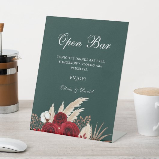 Boho Burgundy Rose Pampas Grass Open Bar Sockelschild (In SItu)