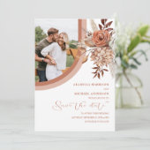 Boho Burnt Orange Floral & Pampas Grass Wedding Save The Date (Stehend Vorderseite)