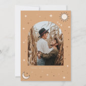 Boho Celestial Moon und Sun Mystic Foto Wedding Save The Date (Rückseite)