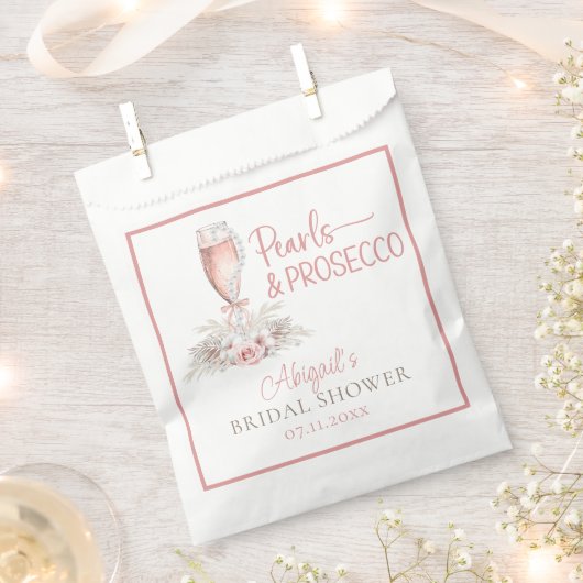 Boho Champagne Glass Pearls & Prosecco Brautparty Geschenktütchen (Ausgeschnitten)
