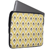 Boho chelgelbe Ikat-Tribal-Muster Monogramm Laptopschutzhülle (Vorne Rechts)