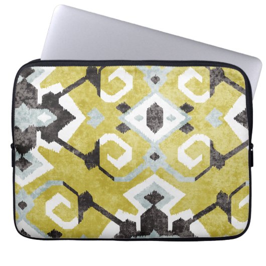 Boho chic black and gelb ikat tribal pattern laptopschutzhülle (Vorderseite)