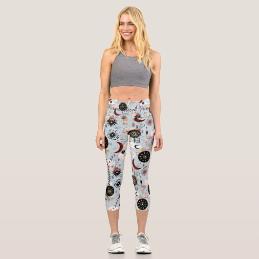 Boho Chic Celestial - Pastel Blues & Rich Hues Capri Leggings (Vorderseite)