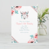 Boho Chic Cow Skull Floral Geburtstag Einladung (Stehend Vorderseite)