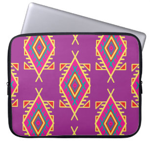 Boho Chic: Ethnisches nahtloses Ornament Laptopschutzhülle